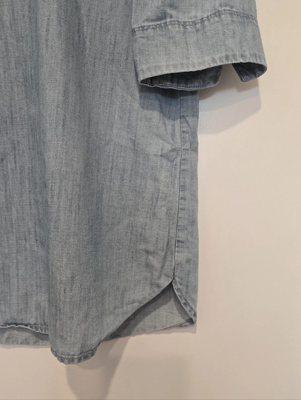 Loft Chambray Light Wash Blue Women’s Denim-Style Top